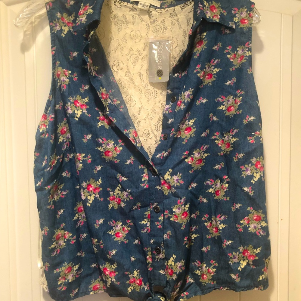 NWT Forever 21 crop top